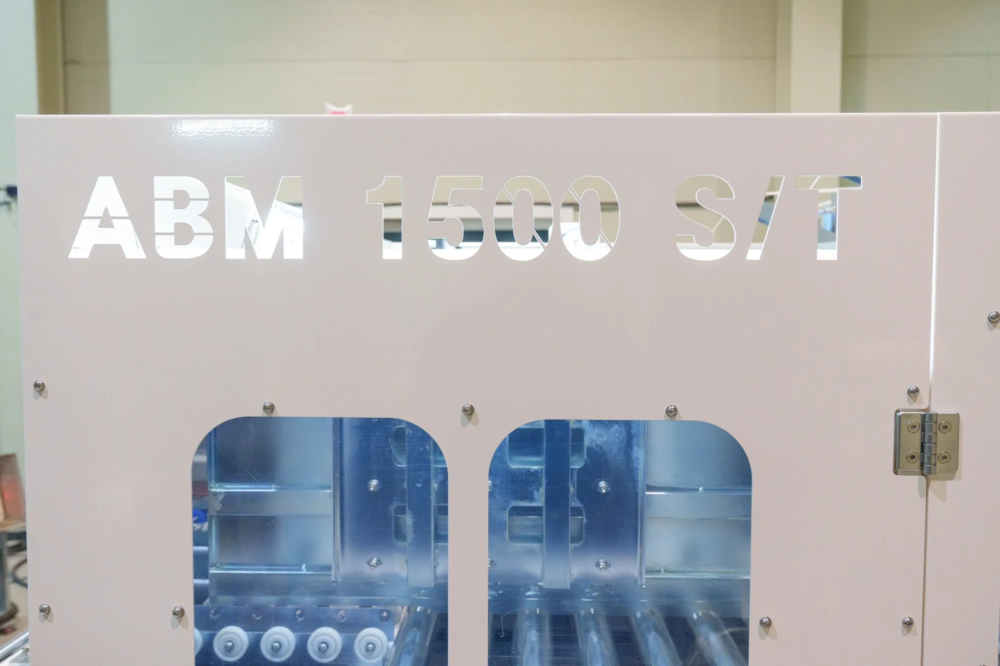 Chi tiết máy đai dây tự động inline AMB 1500 T